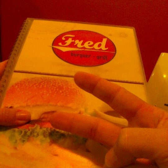 Photo taken at Fred Burguer-Grill by Aretha S. on 6/16/2012