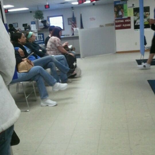 REGENCY SQUARE DRIVER S LICENSE CENTER visual data 6