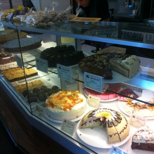 Photo taken at Konditorei &amp; Café Buchwald by Gde A. on 9/11/2012
