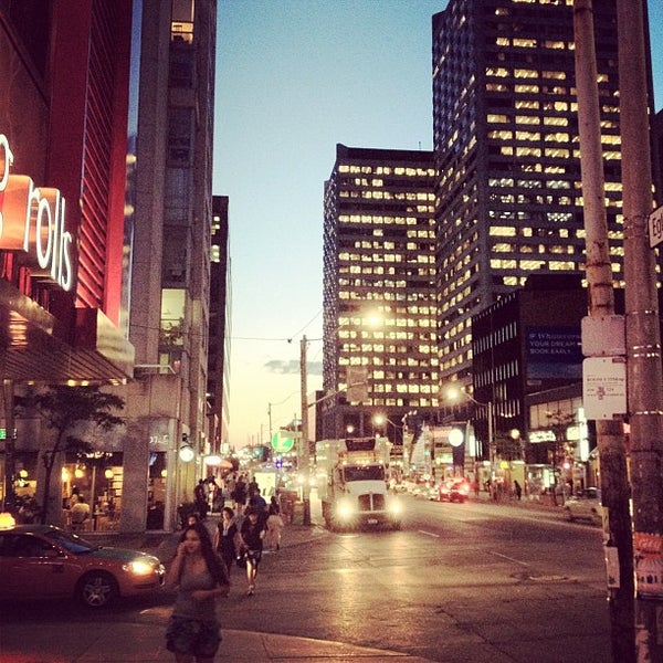 Yonge Eglinton Square Yonge St.