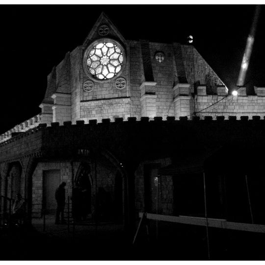 Photos at Hundred Acres Manor Haunted House One Hundred Acres Drive