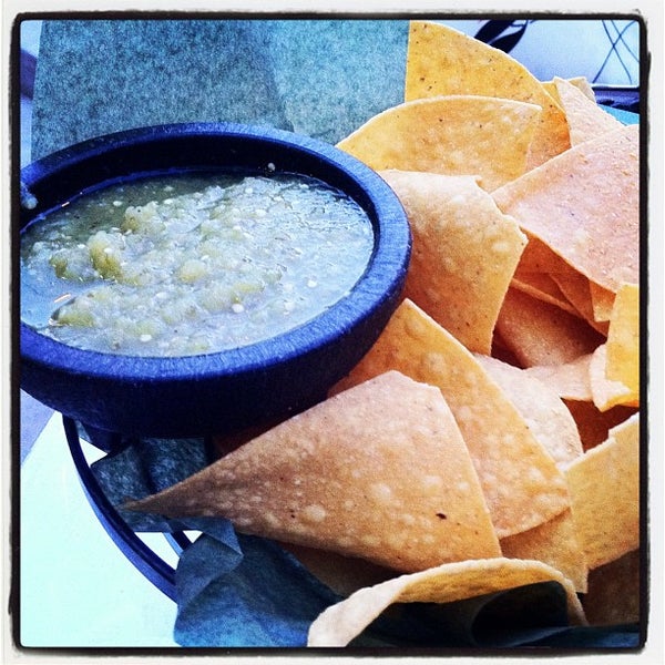 Photo taken at Verde Mexican Kitchen &amp; Cantina by ray s. on 9/6/2012