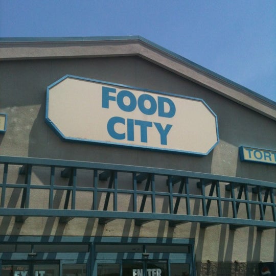 Food City 95 Grocery Store in Phoenix