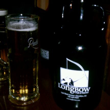 10/22/2011에 Tracey W.님이 Longbow Pub &amp; Pantry에서 찍은 사진