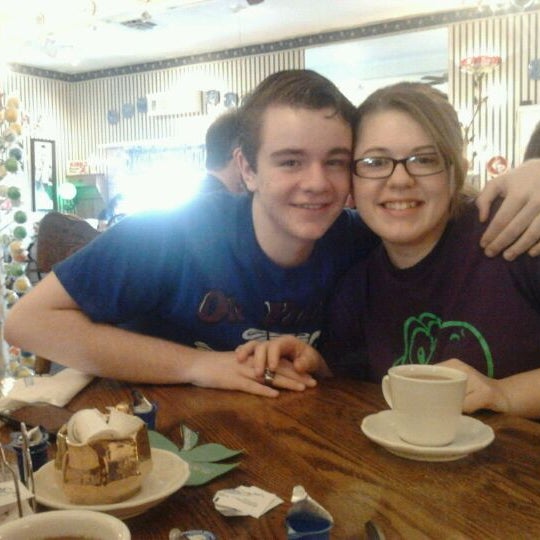 Photo taken at Windhill Pancake Parlor, Inc. by Melissa M. on 3/18/2012