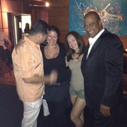 Das Foto wurde bei The Fox Jazz Cafe von Soralla R. am 8/5/2012 aufgenommen