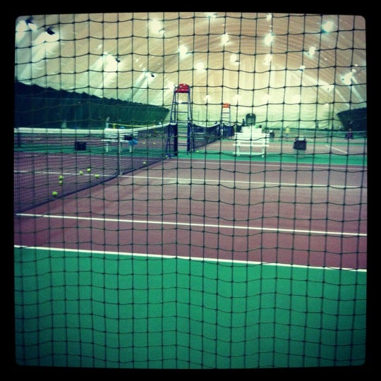 Теннисный корт цпкио. Теннисный центр мытищи. Tennis pro интернет магазин. Мытищи магазин тенниса. Теннисные корты в мытищах.