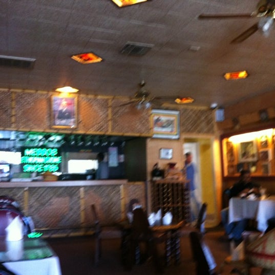 Foto scattata a Messob Ethiopian Restaurant da South Park i. il 6/22/2012