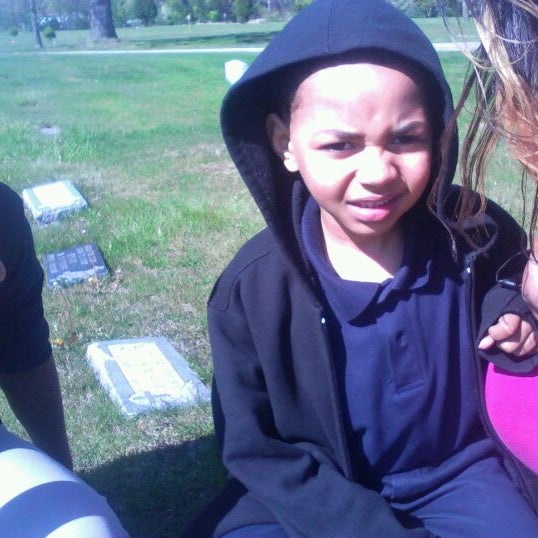 Glen Oaks Cemetery 1 tip from 47 visitors