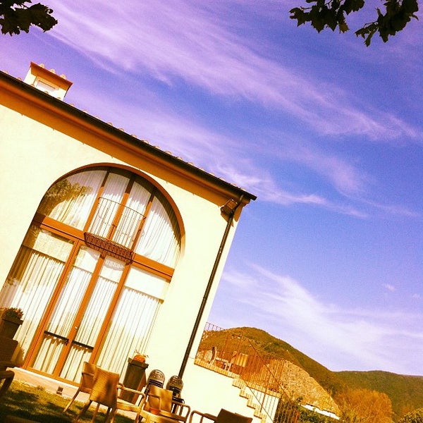 Foto diambil di Locanda Sant&#39;Agata - Ristoro &amp; Camere oleh Nicola M. pada 8/16/2012