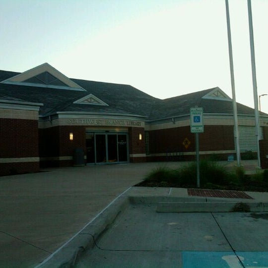 Arlington Public Library Southwest Branch Biblioteca en Arlington