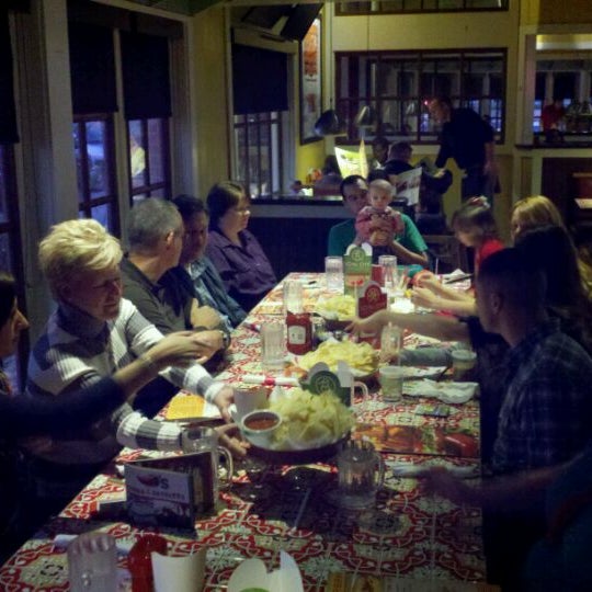 Photo taken at Chili&#39;s Grill &amp; Bar by Patricia W. on 12/24/2011