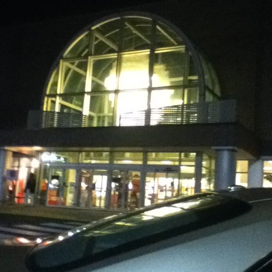 Boscov's 200 Neshaminy Mall