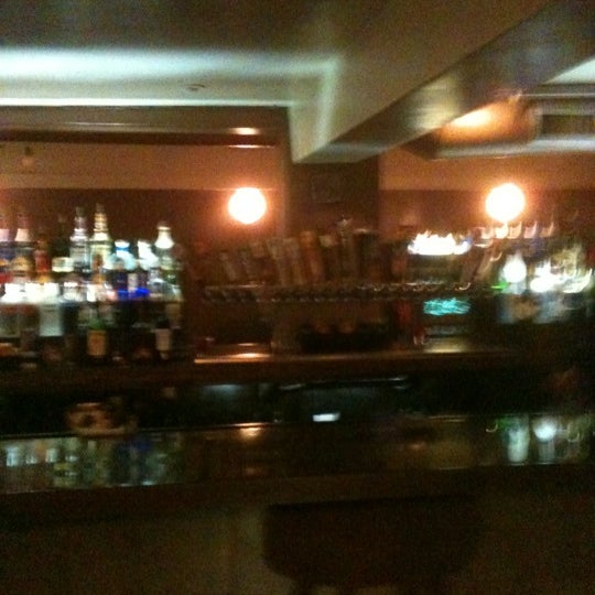 5/24/2012 tarihinde Stella R.ziyaretçi tarafından Soda Bar'de çekilen fotoğraf