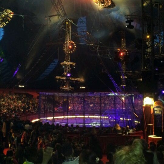 Photo taken at Cirque Phénix by Benjamin G. on 11/30/2011
