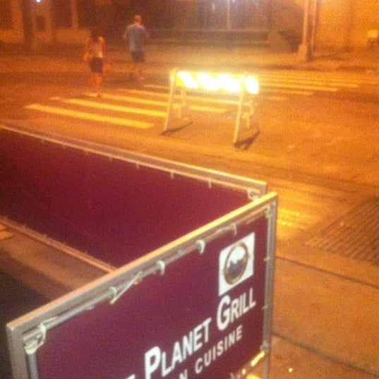 9/7/2012 tarihinde Neelam C.ziyaretçi tarafından Blue Planet Grill'de çekilen fotoğraf