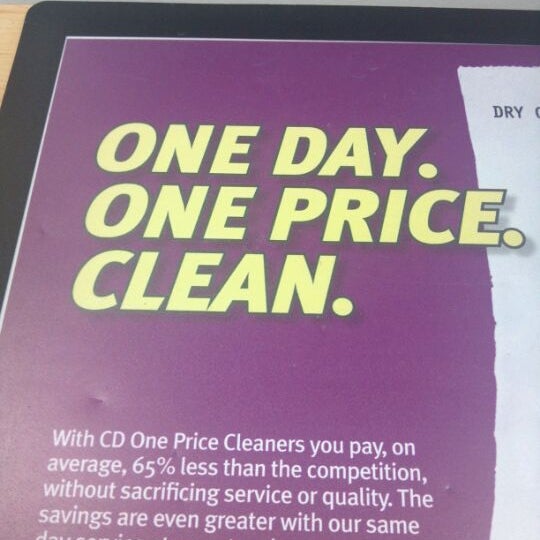 9/17/2011에 Michael C.님이 CD One Price Cleaners에서 찍은 사진