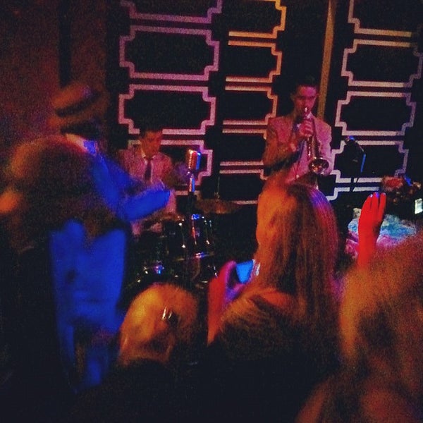 Foto diambil di Ella Lounge oleh Jonas W. pada 6/8/2012