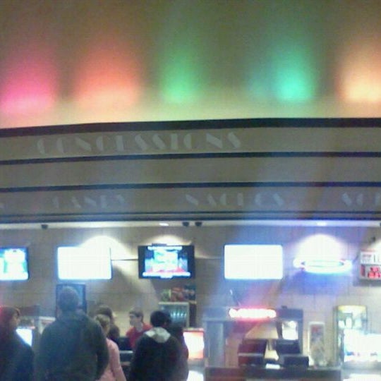 Photos at Regal Gravois Bluffs Gravois Bluffs Fenton, MO