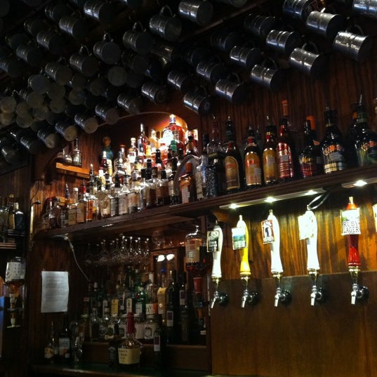 Photo taken at Olde Hickory Tap Room by Susan M. on 1/20/2012