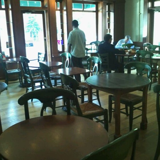 Photo taken at BeanGood: The Coffee Pub by Timothy M. on 5/23/2011