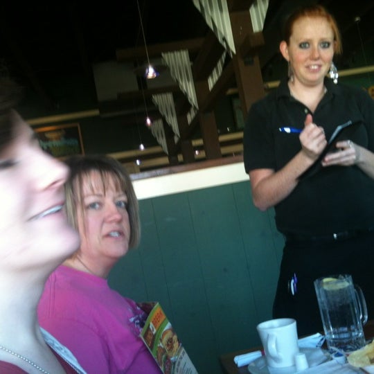 Photo taken at Chili&#39;s Grill &amp; Bar by Susan Humphrey F. on 1/13/2012