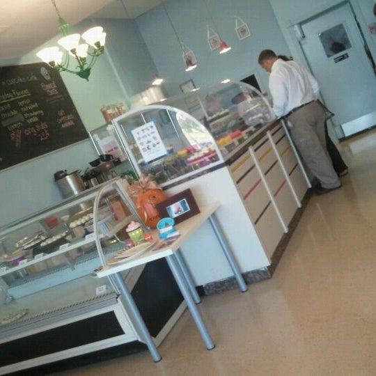 Confetti's a Cupcake Café Denton, TX