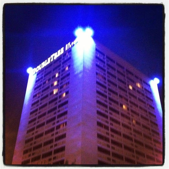 8/17/2012 tarihinde Stephanie M.ziyaretçi tarafından DoubleTree by Hilton Hotel Albuquerque'de çekilen fotoğraf