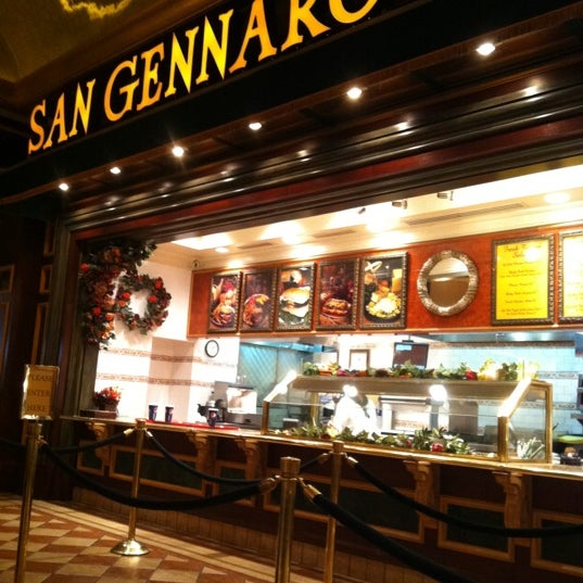Foto tirada no(a) San Gennaro Grill por Jim T. em 2/24/2012