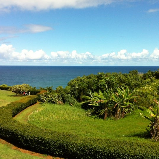 Photo taken at The Cliffs at Princeville by Dunia H. on 10/29/2011