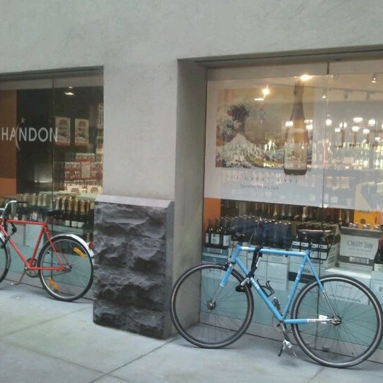 East Melbourne IGA 416446 Victoria Pde