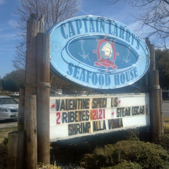Captain Larry's Seafood Seafood Restaurant in Laurinburg