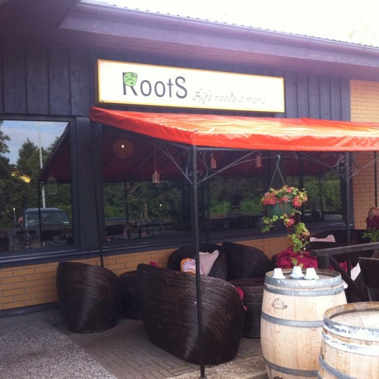 Photo taken at ROOTS by Veljo H. on 8/21/2011