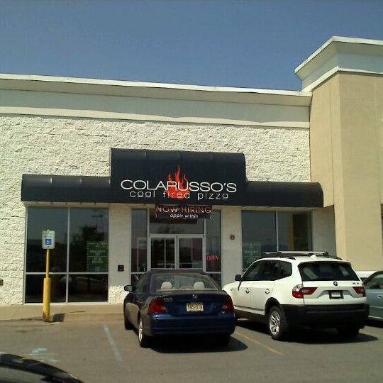 Das Foto wurde bei Colarusso&#39;s Coal Fired Pizza von Lisa K. am 8/20/2011 aufgenommen