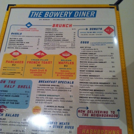 รูปภาพถ่ายที่ The Bowery Diner โดย Johanna S. เมื่อ 4/28/2012