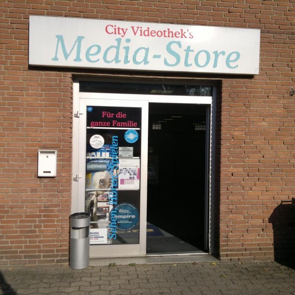 Mediastore. Mediastore. Media stor. Торговый центр подсолнух новосибирск. Media store.