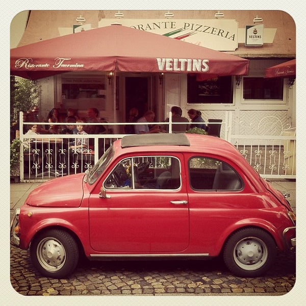 Foto diambil di Taormina oleh Valentin N. pada 8/6/2012