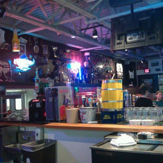Photo taken at Bender&#39;s Bar &amp; Grill by Xavier D. on 10/26/2011