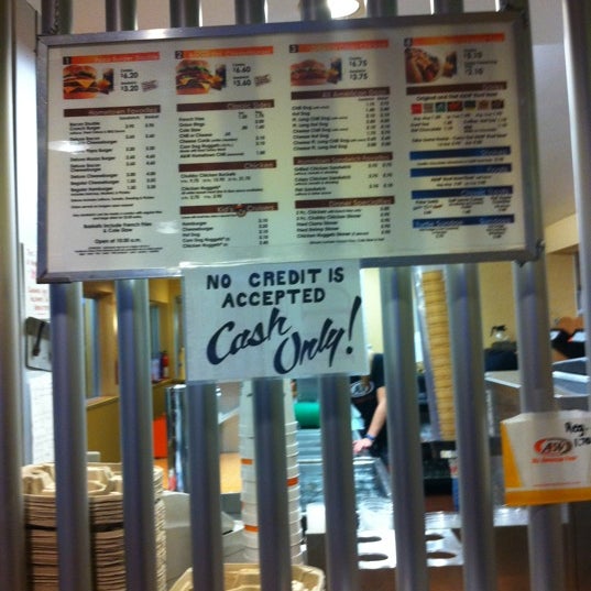 Photo taken at A&amp;W Restaurant by Tanzy T. on 8/29/2011
