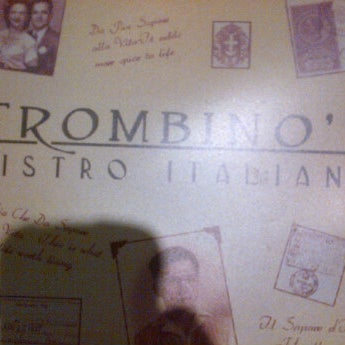 11/29/2011 tarihinde Kamersziyaretçi tarafından Trombino&#39;s Bistro Italiano'de çekilen fotoğraf