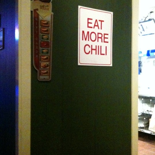 Photo taken at Chili&#39;s Grill &amp; Bar by Drew B. on 2/15/2011