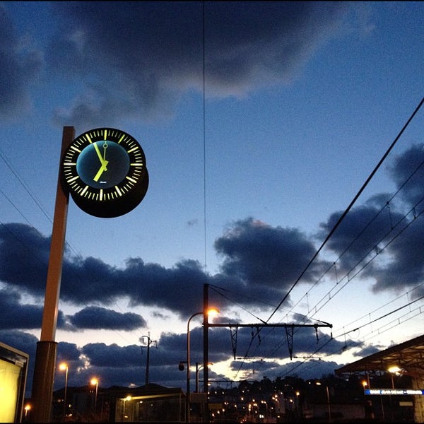 Photos à Gare SNCF de SaintJeandeLuz Ciboure Place de Verdun