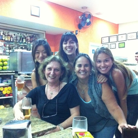 4/5/2012 tarihinde Camila I.ziyaretçi tarafından Paraíso Bar e Restaurante'de çekilen fotoğraf