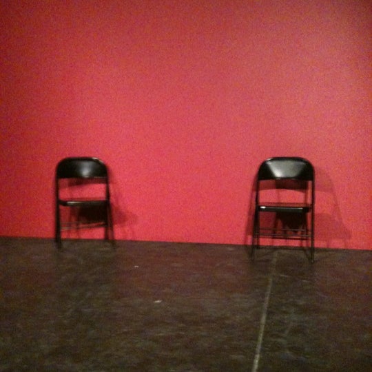 Foto diambil di The Institution Theater oleh BK M. pada 8/17/2012
