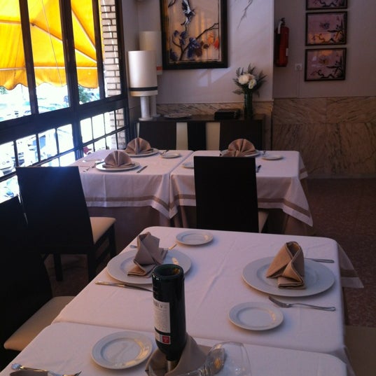 Foto scattata a Restaurante Bar Oña 1 da Francisco Jose O. il 3/15/2012