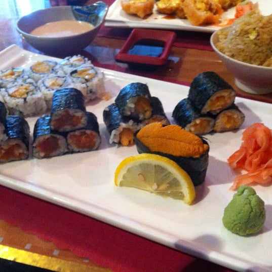 Das Foto wurde bei Crazy Sushi von Anrique N. am 7/11/2012 aufgenommen