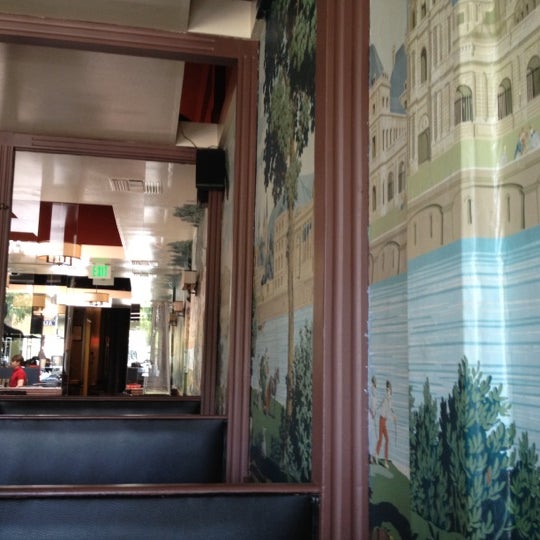 4/7/2012 tarihinde Brendan H.ziyaretçi tarafından Café D&#39;Étoile'de çekilen fotoğraf