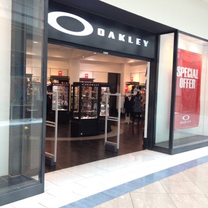 Oakley - Al Wahda Mall - 1 tip