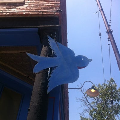 7/23/2012にTony M.がBlue Bird Bistroで撮った写真
