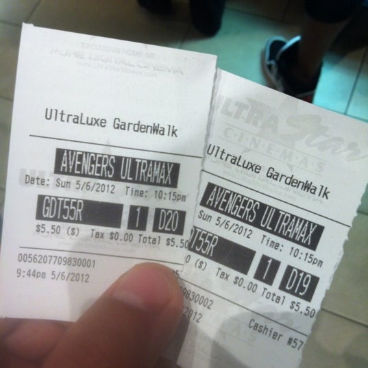 5/7/2012에 Andrew R.님이 UltraLuxe Anaheim Cinemas at GardenWalk에서 찍은 사진